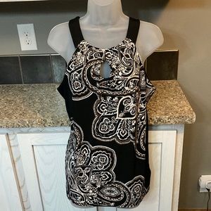 NWOT White House Black Market Tank- M